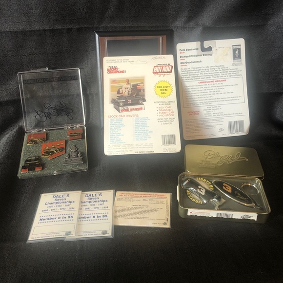 NASCAR Dale Earnhardt # 3 memorabilia plaque, die cast cars,  pins, keychain.. - Picture 7 of 10